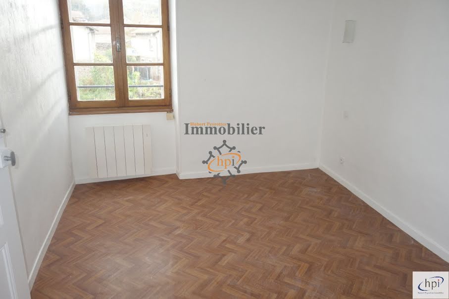 Location  appartement 1 pièce 30 m² à Saint-Affrique (12400), 315 €