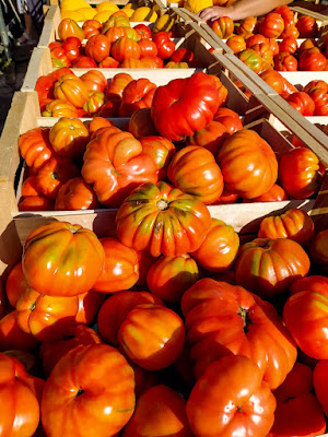 Pomodori belli di Emanuela Pelusi