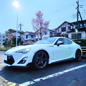 86