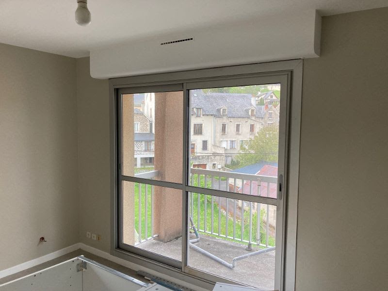 Vente appartement 3 pièces 45 m² à Riom-ès-Montagnes (15400), 59 000 €