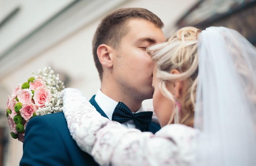 Fotógrafo de casamento Pavel Nasyrov (pashanasyrov). Foto de 27 de julho 2016