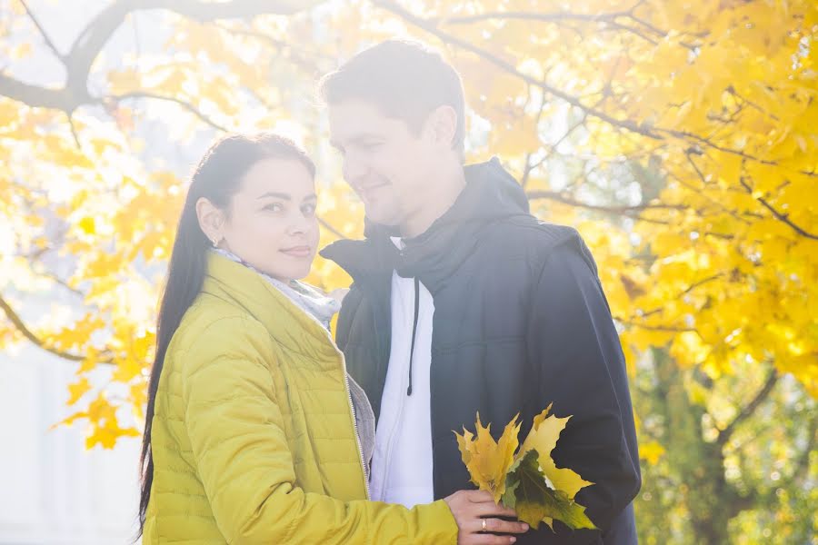 Wedding photographer Oleg Larchenko (larik908). Photo of 19 October 2018