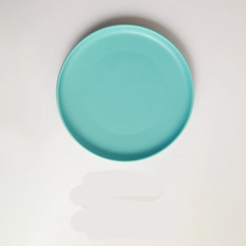 Creative Ceramic Vegetable Plate, Simple Household Design, Net Red Favorite. Serve your veggies in style with this styli