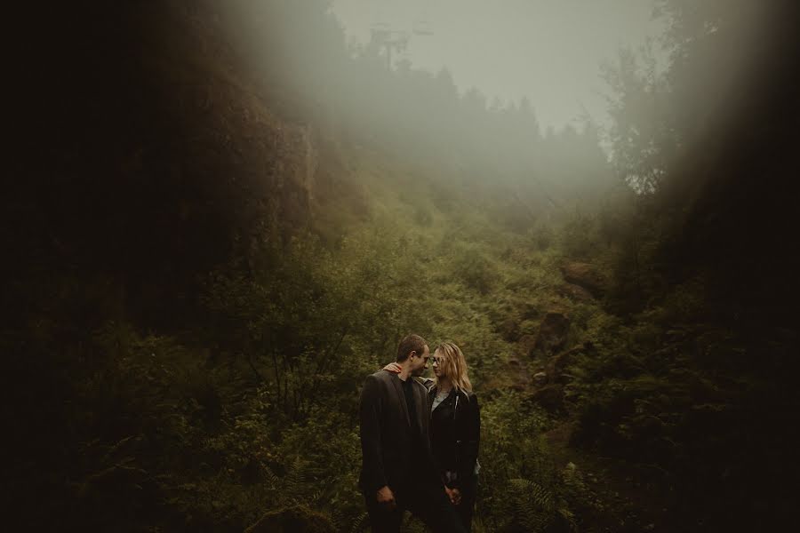 Fotografo di matrimoni Tim Demski (timdemski). Foto del 6 luglio 2018