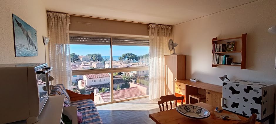 Location  appartement 1 pièce 20 m² à Saint-Mandrier-sur-Mer (83430), 450 €