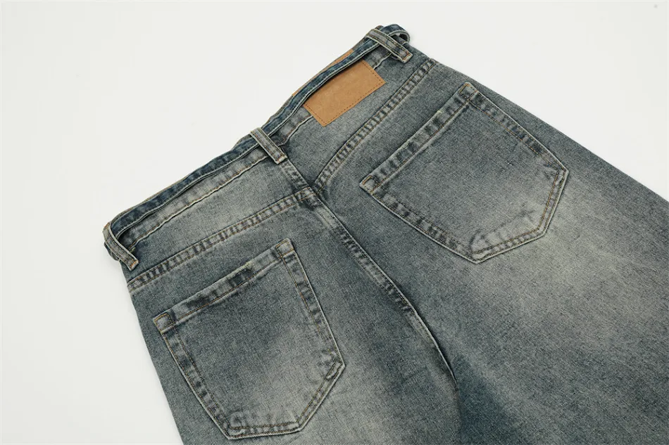 Jeans blancos de hombre con cinturón y cordones Estilo moderno, ajuste perfecto, ideales para un look casual elegante, comodidad y tendencia.