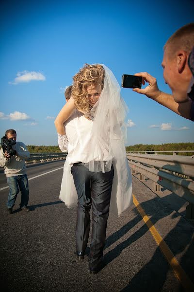 Fotógrafo de bodas Marina Makhneva (troynda77). Foto del 15 de febrero 2016