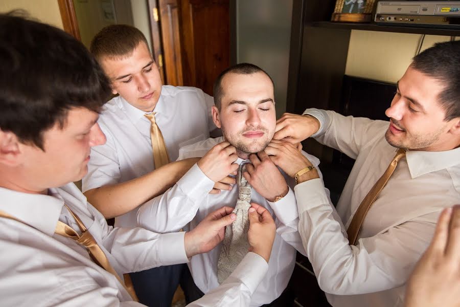 Wedding photographer Nikolay Shepel (kkshepel). Photo of 8 April 2015