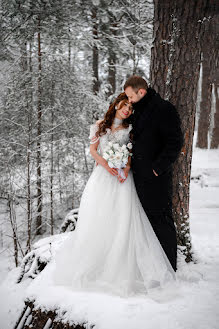 Fotógrafo de casamento Lena Zotova (zotovalena). Foto de 19 de fevereiro