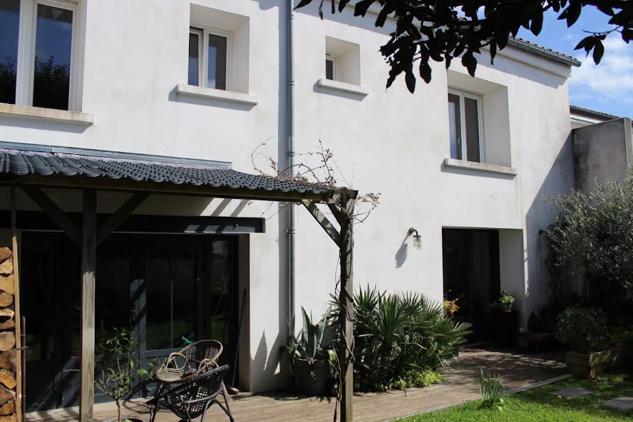 Vente maison 4 pièces 110 m² à Dompierre-sur-Mer (17139), 422 500 €