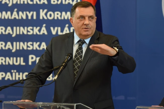 Dodik: U Srebrenici nije bilo genocida, ali se jeste desio zločin