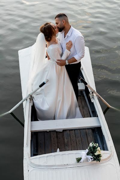 Fotógrafo de bodas Krestina Romanova (krestikfoto). Foto del 19 de septiembre 2021