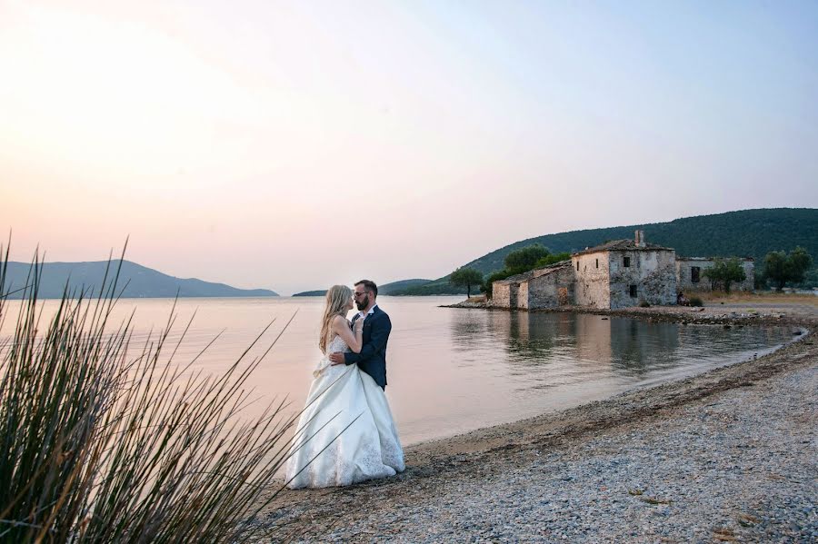 Jurufoto perkahwinan Katerina Liaptsiou (liaptsiou). Foto pada 15 Oktober 2016