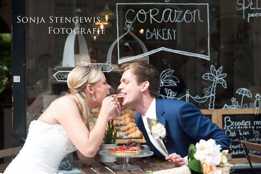 Fotógrafo de casamento Sonja Stengewis (stengewis). Foto de 6 de março 2019