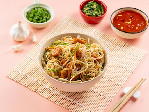 Chilli Garlic Chicken Noodles