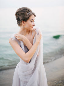 Fotógrafo de casamento Tatyana Sheptickaya (snupik). Foto de 28 de fevereiro 2017