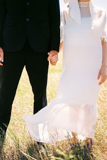 Fotógrafo de casamento Sofiko Kolomiyceva (ksonia). Foto de 16 de fevereiro