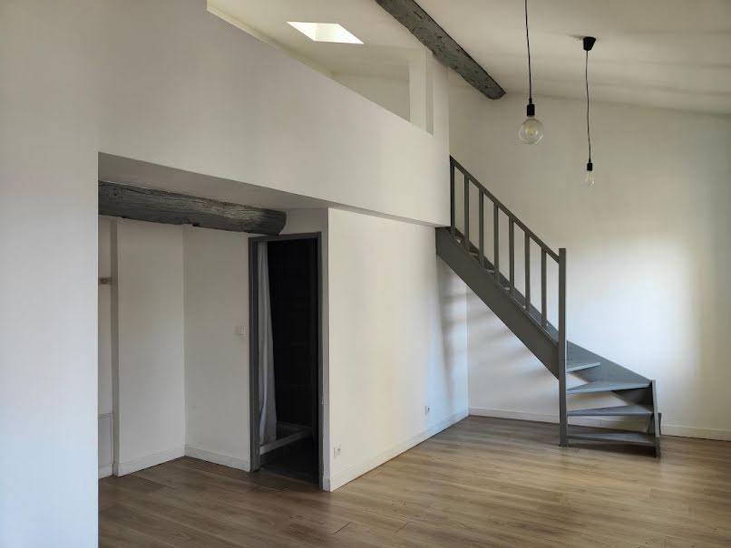 Vente appartement 1 pièce 28 m² à Nimes (30000), 90 000 €