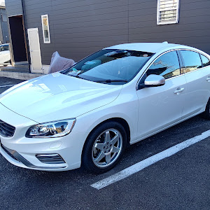 S60 T4