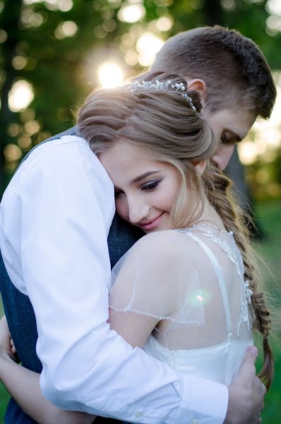 Fotografo di matrimoni Anna Frolova (afrolova). Foto del 24 luglio 2018