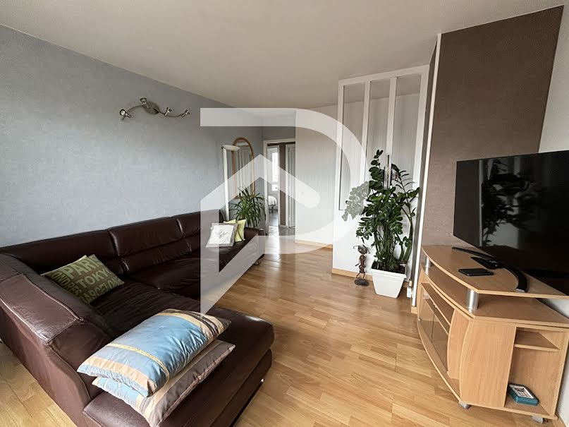 Vente appartement 5 pièces 73.43 m² à Drancy (93700), 215 000 €