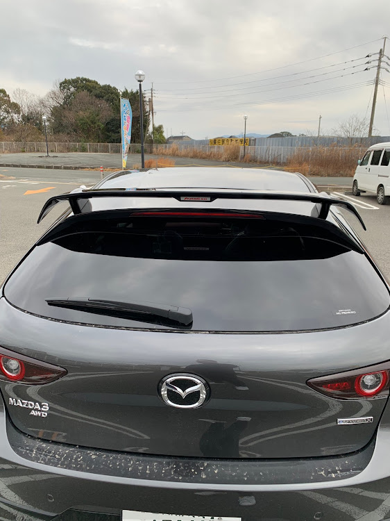 MAZDA3の#マツダ・Mazda3・オートエグゼリアスポイラーに関するカスタム事例の投稿画像2枚目