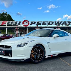 NISSAN GT-R R35