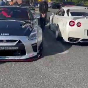 NISSAN GT-R R35