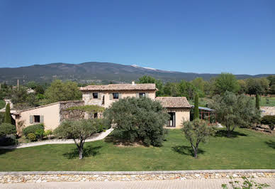 Villa avec piscine et jardin 2