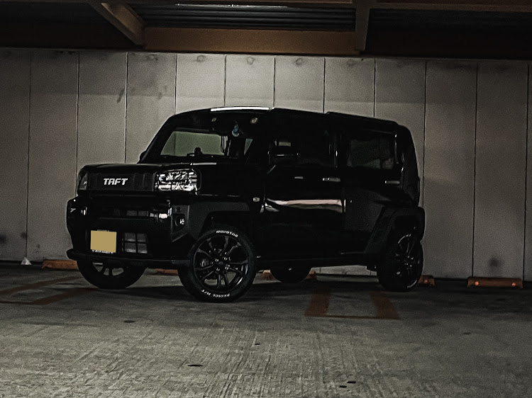 タフトのタフト・軽四・GW・タイヤ・ホイール紹介・愛車の好きな角度に関するカスタム事例の投稿画像1枚目