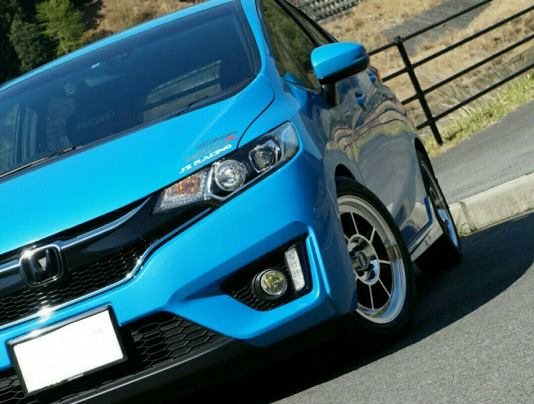 フィットのハヤシレーシング・JDM・ホンダフィット・旧車・シビックのような何かに関するカスタム事例の投稿画像1枚目