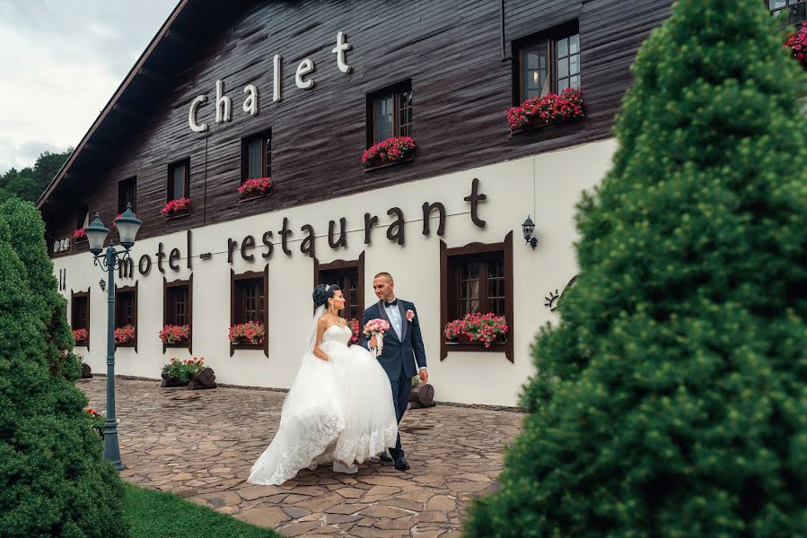 Fotógrafo de casamento Zoltan Peter (zoltanpeter). Foto de 17 de julho 2018