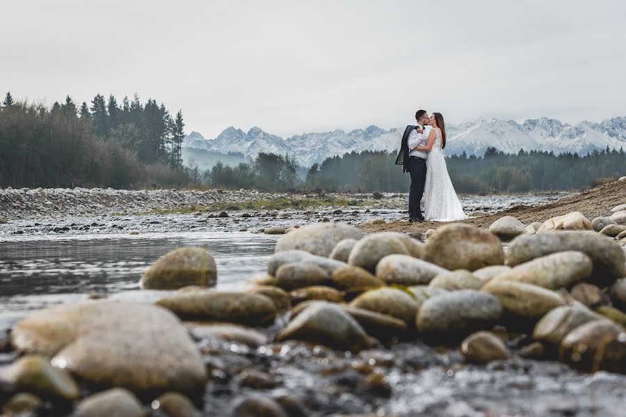 Fotografo di matrimoni Piotr Potapowicz (piotrpotapowicz). Foto del 8 settembre 2020