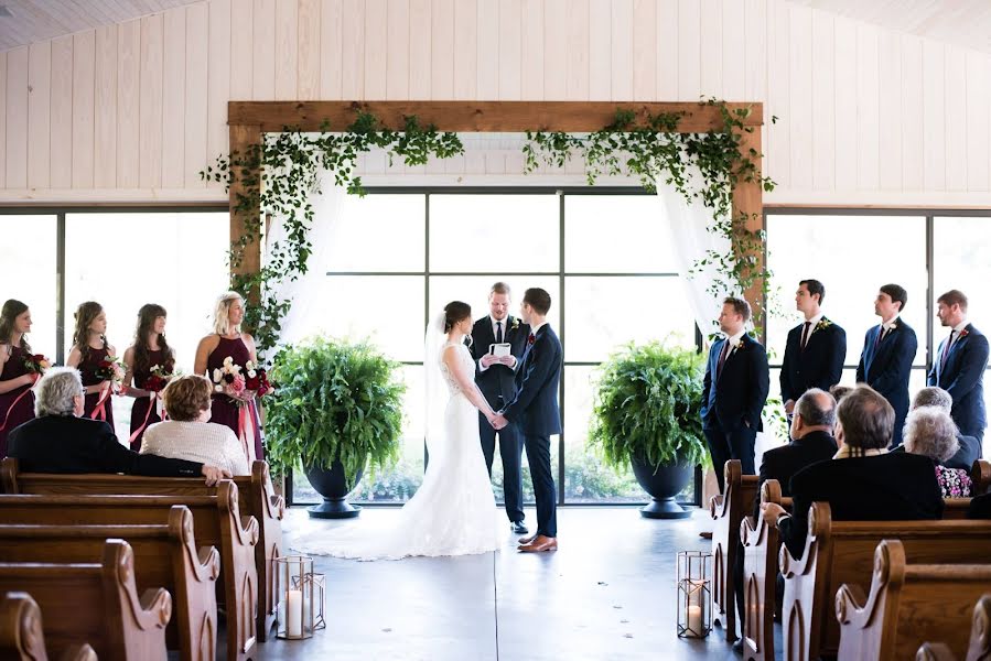 Fotografo di matrimoni Carrie Turner (carrieturner). Foto del 29 dicembre 2019