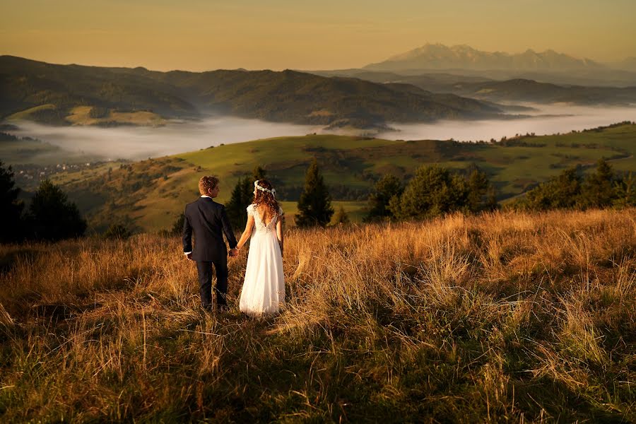 Fotógrafo de casamento Tomasz Ogorzały (ogorzaly). Foto de 17 de setembro 2021