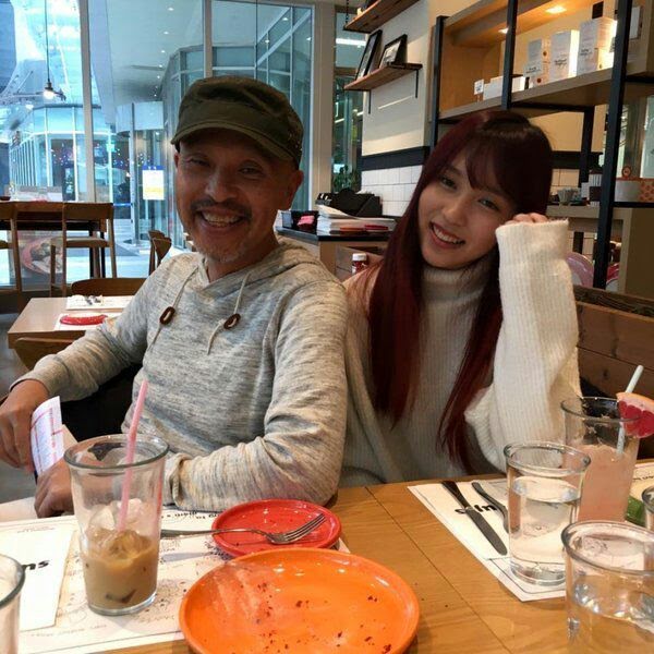 mina and dad