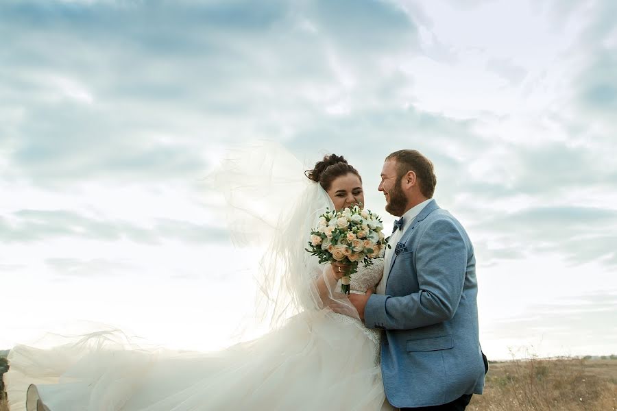 Fotografo di matrimoni Yana Novickaya (novitskayafoto). Foto del 5 novembre 2020