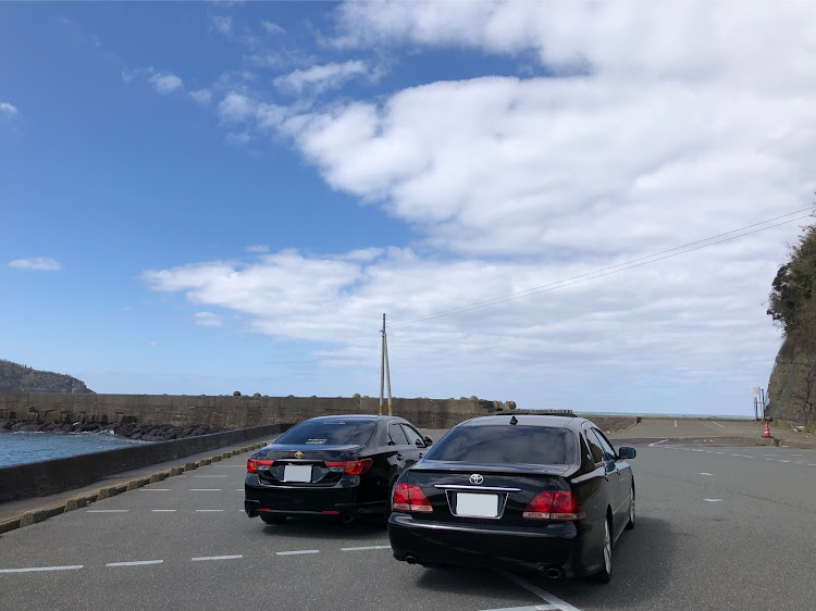 マークXのマークX 130系・竹野浜・ベストショットに関するカスタム事例の投稿画像2枚目