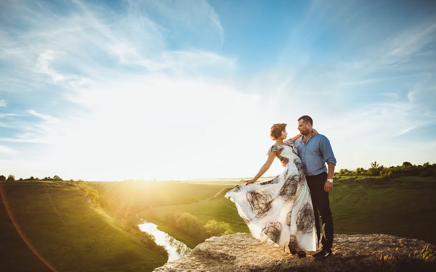 Fotógrafo de bodas Vladimir Dyakonov (dyakonovphoto). Foto del 10 de abril 2016