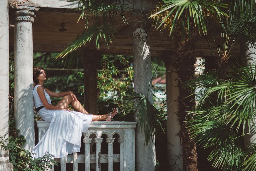 Fotógrafo de casamento Irina Zakharkina (carol). Foto de 20 de setembro 2015