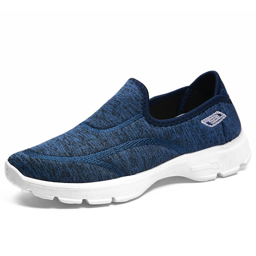 Title 1, Old Beijing cloth shoes offer classic comfort a...