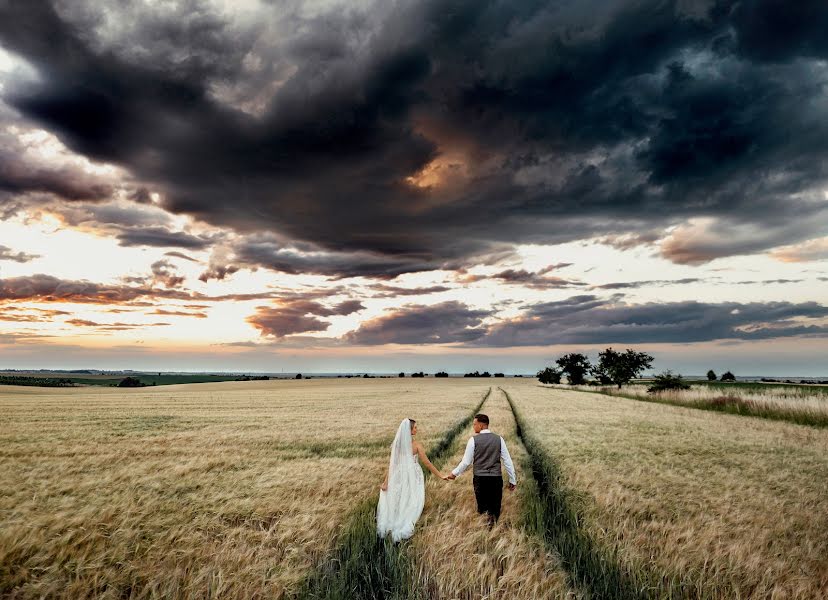 Fotógrafo de bodas Mirek Basista (fotoperla). Foto del 15 de diciembre 2023