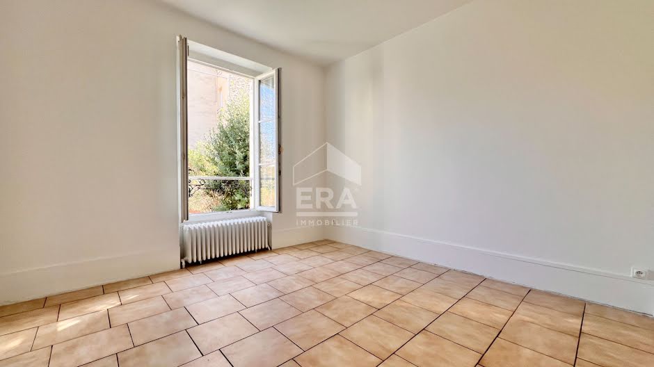 Vente appartement 3 pièces 47.26 m² à Corbeil-Essonnes (91100), 136 800 €