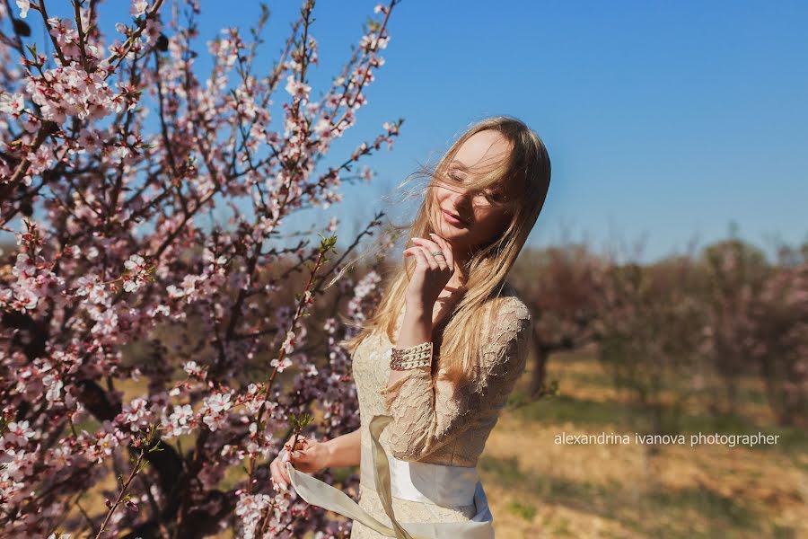 Bryllupsfotograf Aleksandra Ivanova (alexandrina). Foto fra april 3 2017