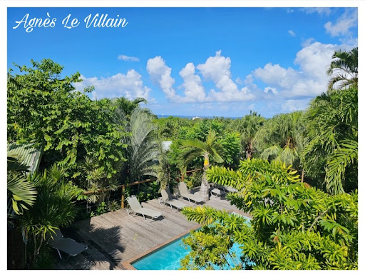 Maison avec piscine et terrasse 1