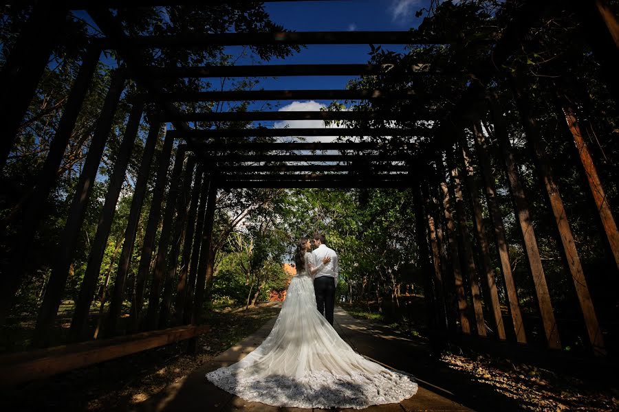 Wedding photographer Christian Cardona (christiancardona). Photo of 8 April 2018