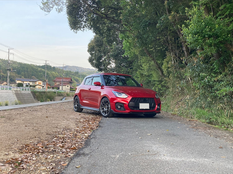 スイフトスポーツの戦争反対・医療従事者の皆さまに感謝・ZC33S・フォロワーさんいつもいいねありがとう😌・ずっと乗りたいに関するカスタム事例の投稿画像1枚目