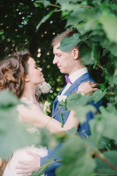 Bryllupsfotograf Irina Evushkina (irisinka). Foto fra september 11 2015