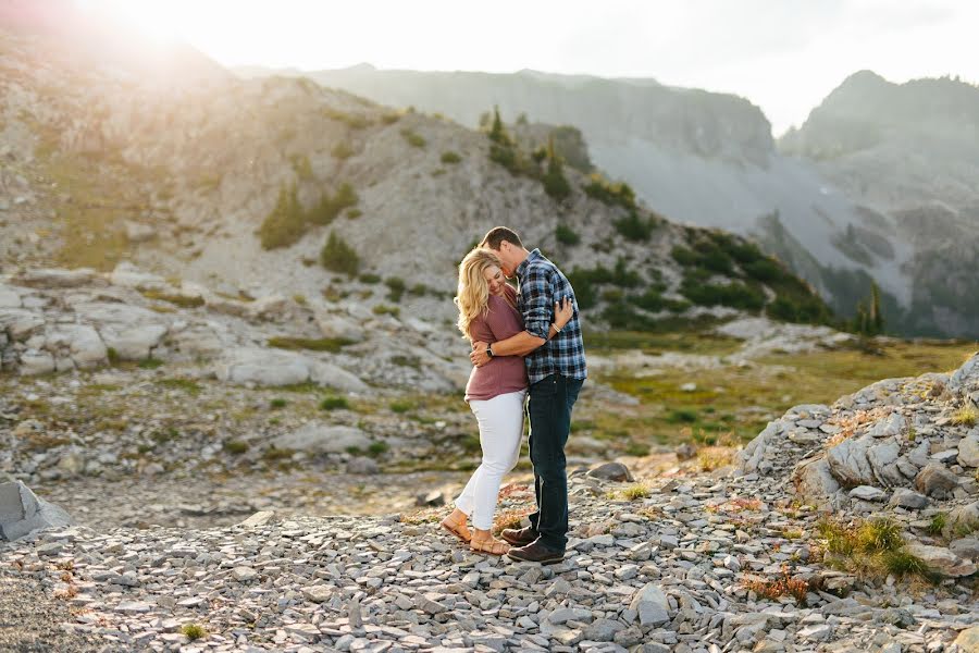 Fotografo di matrimoni Kristine Samoylenko (wildgrassphoto). Foto del 24 dicembre 2019