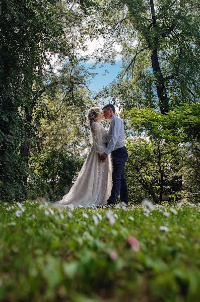 Fotógrafo de casamento Andrey Morokhin (photograff76). Foto de 19 de fevereiro 2020